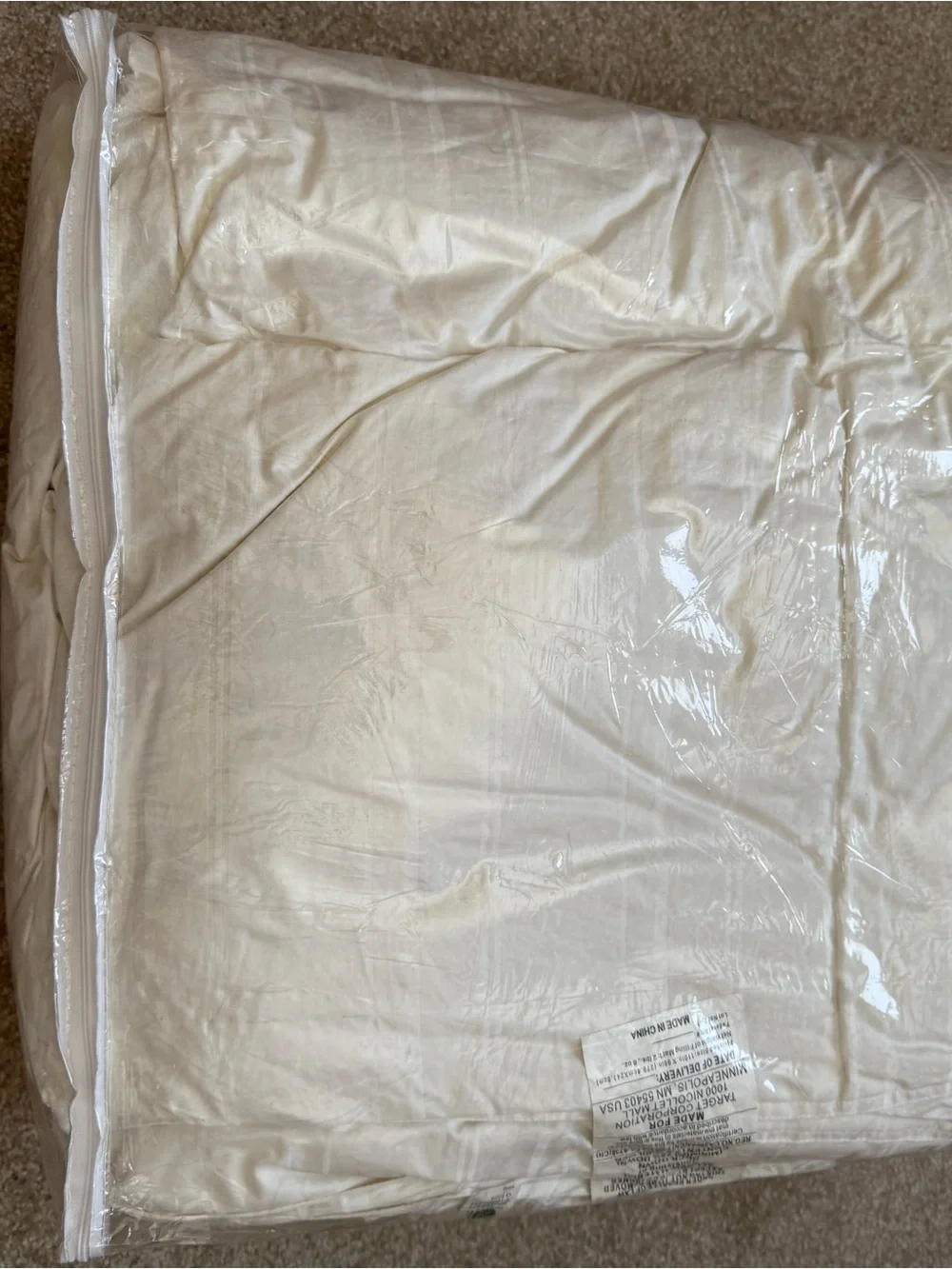 Casaluna Cream All-Season Down Comforter